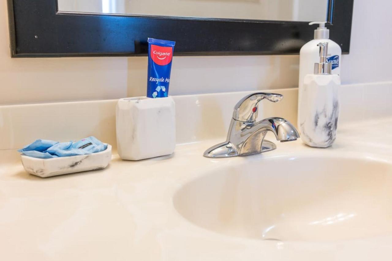 Private Bed Downtown Indy - Shared Διαμέρισμα Ινδιανάπολη Εξωτερικό φωτογραφία